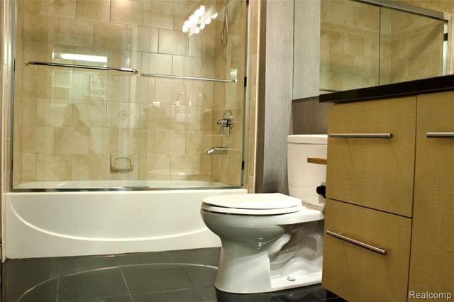 111 N Main Street 204, Royal Oak, MI 48067