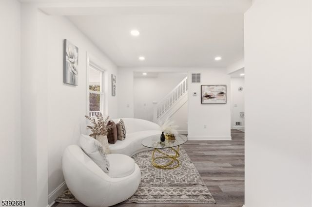 351 Terrill Rd, Fanwood Boro, NJ 07023