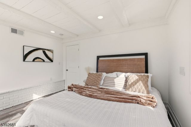 351 Terrill Rd, Fanwood Boro, NJ 07023