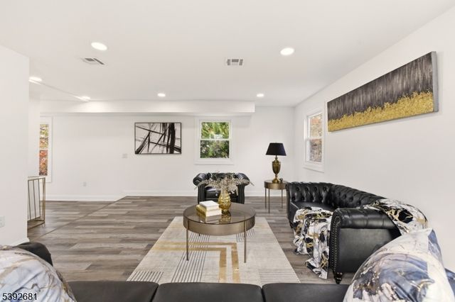 351 Terrill Rd, Fanwood Boro, NJ 07023