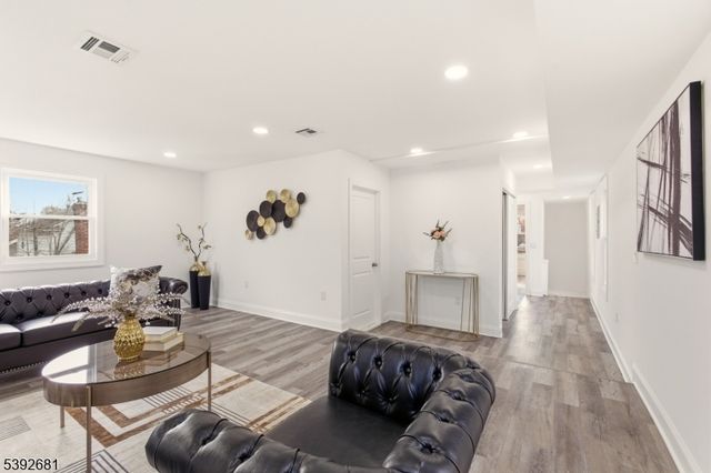 351 Terrill Rd, Fanwood Boro, NJ 07023