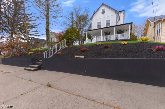 351 Terrill Rd, Fanwood Boro, NJ 07023