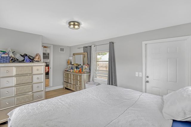 731 50th Street, West Palm Beach, FL 33407