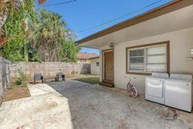 731 50th Street, West Palm Beach, FL 33407