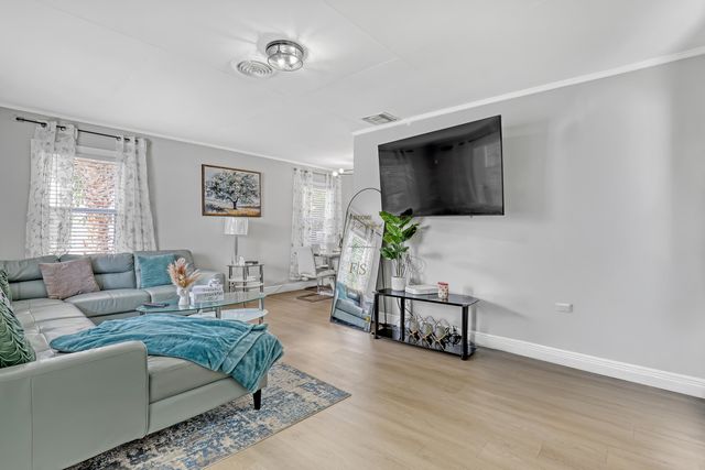 731 50th Street, West Palm Beach, FL 33407