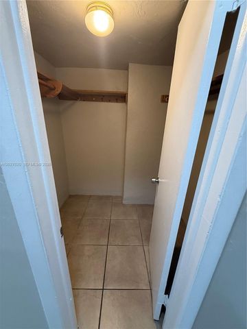 6841 Pembroke Rd 1-5, Pembroke Pines, FL 33023