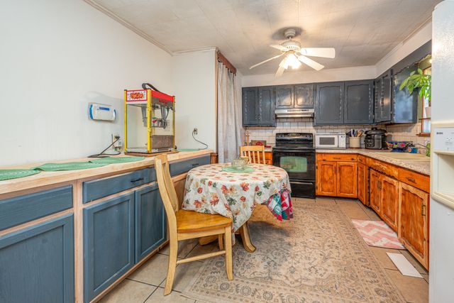 16451 S 606 Road, Fairland, OK 74343