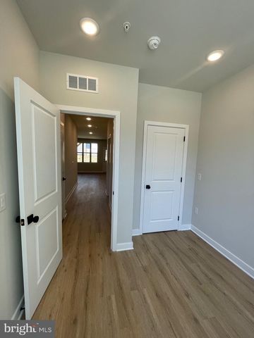 153 W CUMBERLAND ST #1, Philadelphia, PA 19133