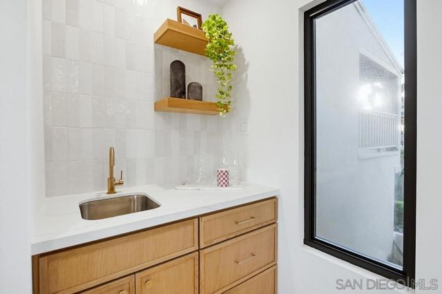 585 S Sierra Ave 27, Solana Beach, CA 92075