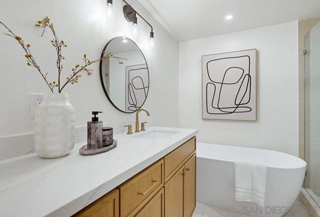 585 S Sierra Ave 27, Solana Beach, CA 92075