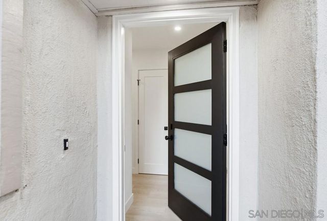 585 S Sierra Ave 27, Solana Beach, CA 92075