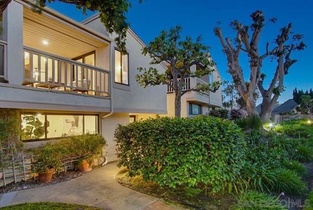 585 S Sierra Ave 27, Solana Beach, CA 92075