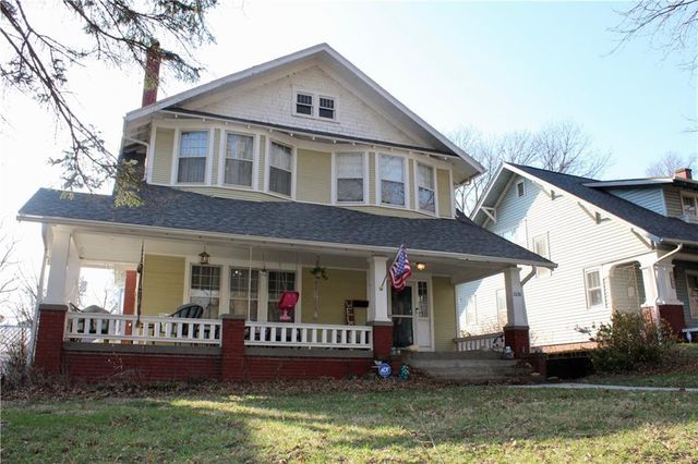 2238 N 22nd Street, St Joseph, MO 64505