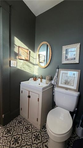 2238 N 22nd Street, St Joseph, MO 64505