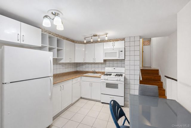1166 Bergen Avenue, Brooklyn, NY 11234