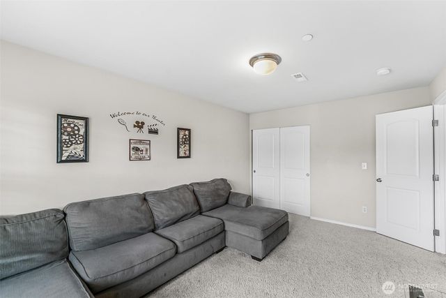 10076 185th Avenue E, Bonney Lake, WA 98391