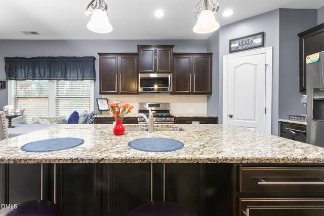 997 Sweet Gum Way, Mebane, NC 27302