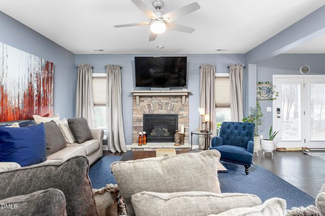 997 Sweet Gum Way, Mebane, NC 27302