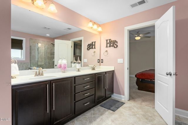 997 Sweet Gum Way, Mebane, NC 27302