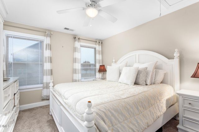 997 Sweet Gum Way, Mebane, NC 27302