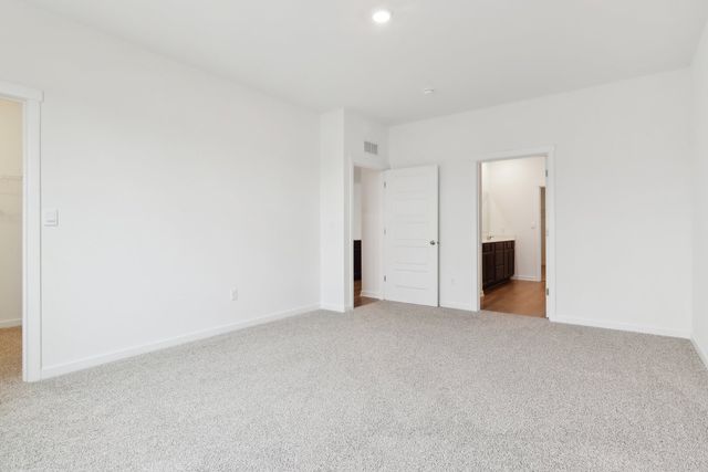 2458 Plains Drive, Pingree Grove, IL 60140