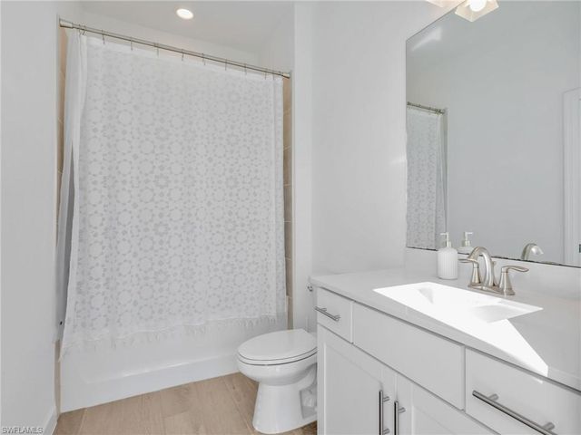 20617 Greenwich PL, Estero, FL 33928