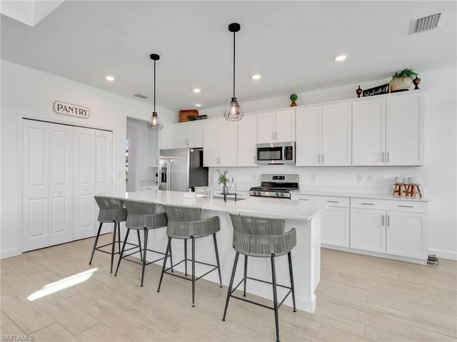 20617 Greenwich PL, Estero, FL 33928