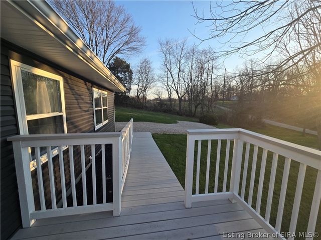 1990 Pleasant Road SE, Corydon, IN 47112