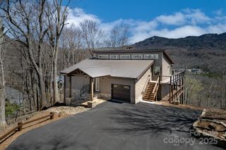 150 Squirrel Corn Lane, Sugar Mountain, NC 28604