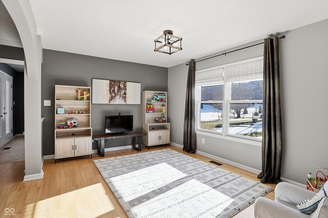 2867 Bloomsbury S, Greenwood, IN 46143