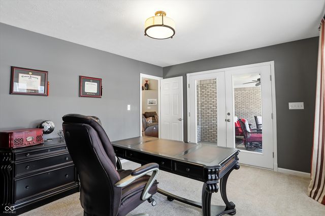 2867 Bloomsbury S, Greenwood, IN 46143