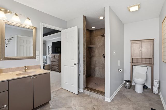 2867 Bloomsbury S, Greenwood, IN 46143