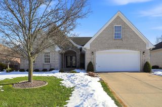 2867 Bloomsbury S, Greenwood, IN 46143