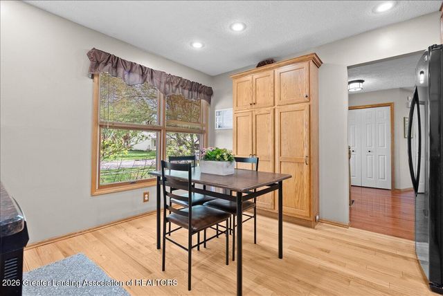 611 Dartmouth Drive, Dewitt, MI 48820