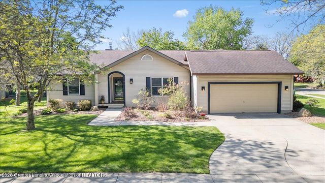 611 Dartmouth Drive, Dewitt, MI 48820