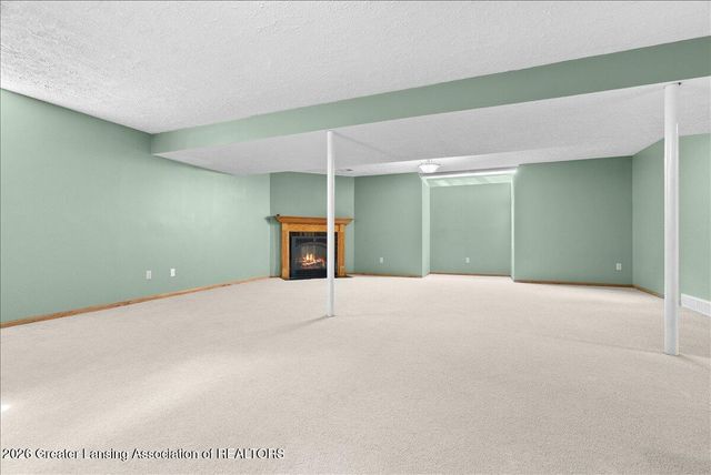 611 Dartmouth Drive, Dewitt, MI 48820