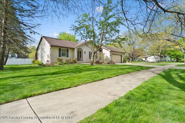 611 Dartmouth Drive, Dewitt, MI 48820