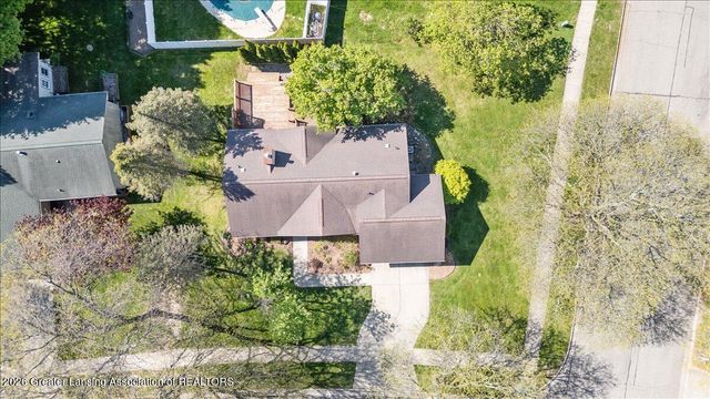 611 Dartmouth Drive, Dewitt, MI 48820