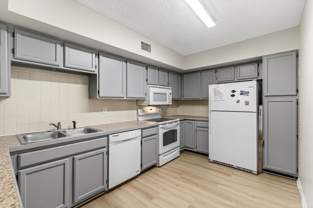 3191 Leewood Terrace L238, Boca Raton, FL 33431