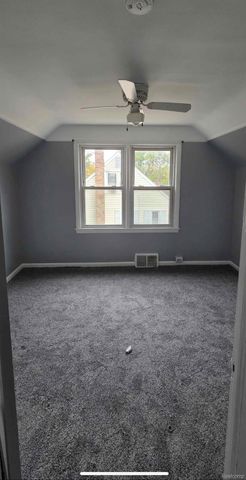 4417 Syracuse Street, Dearborn Heights, MI 48125