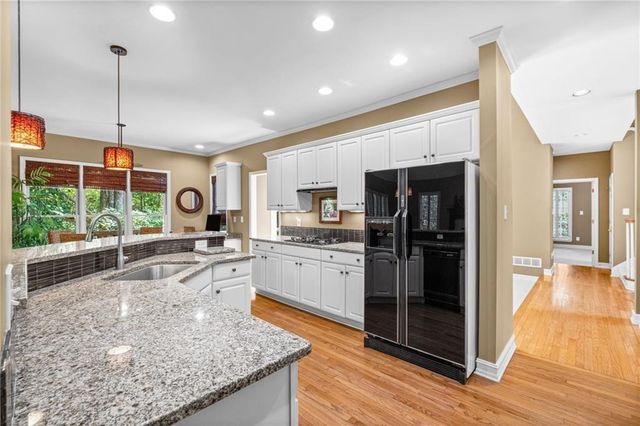1605 Amberwood Court, Woodstock, GA 30189