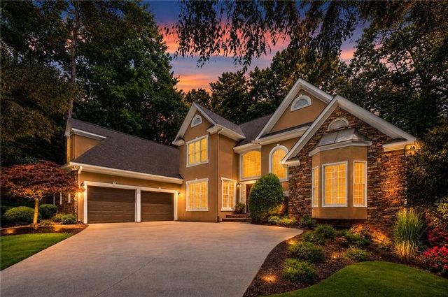 1605 Amberwood Court, Woodstock, GA 30189