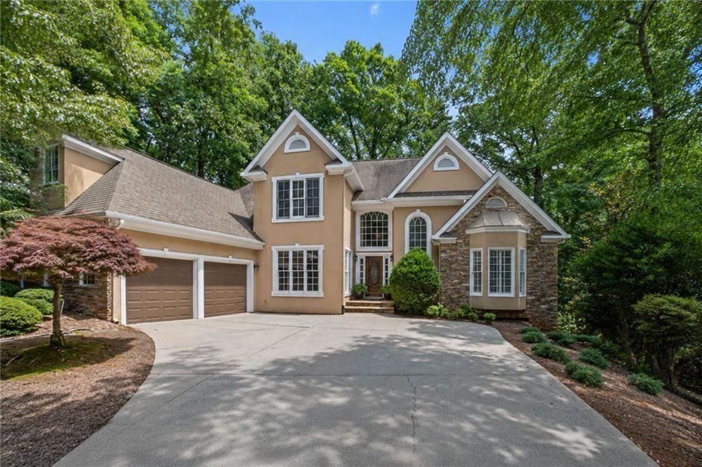 1605 Amberwood Court, Woodstock, GA 30189