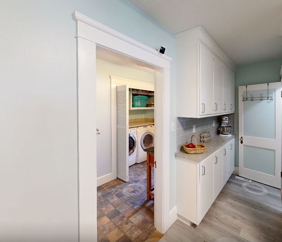 16-18 Curboy Rd, Sturbridge, MA 01566
