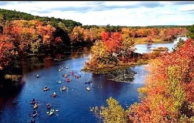 16-18 Curboy Rd, Sturbridge, MA 01566
