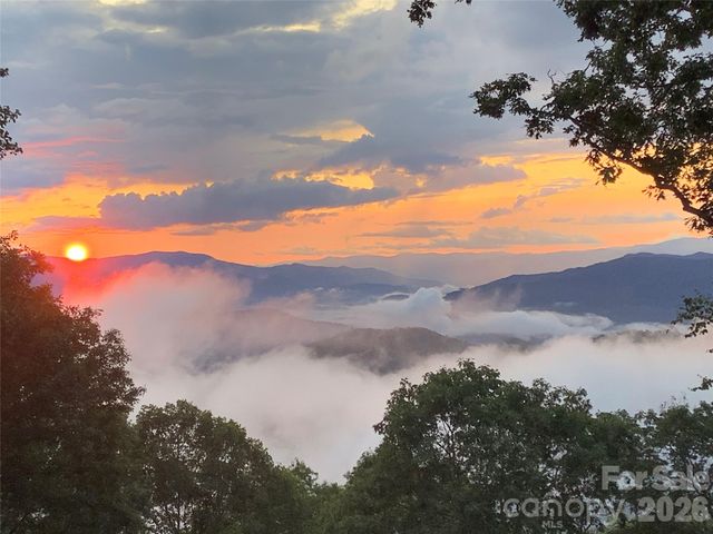 2223 Scarlet Ridge, Sylva, NC 28779