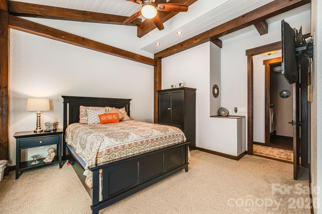 2223 Scarlet Ridge, Sylva, NC 28779