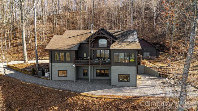 2223 Scarlet Ridge, Sylva, NC 28779