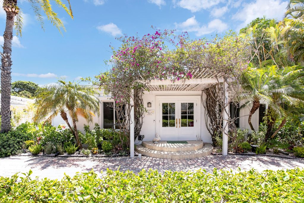 714 S ATLANTIC Drive, Lantana, FL 33462
