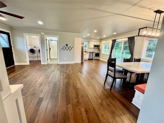 3148 Crestview Drive, Ellston, IA 50074